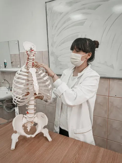 Unlock Your Spine: Unveiling Reviews and Unraveling Benefits!